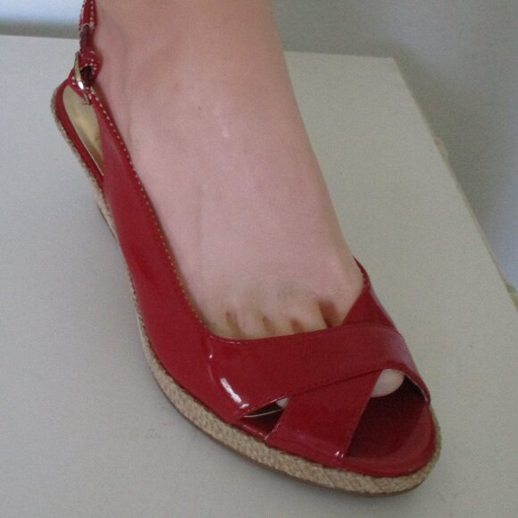 Tommy Hilfiger "Chevella" Red Slingback Open Toe Espadrille w/2.5" Wedge Heel-9M - Picture 2 of 9